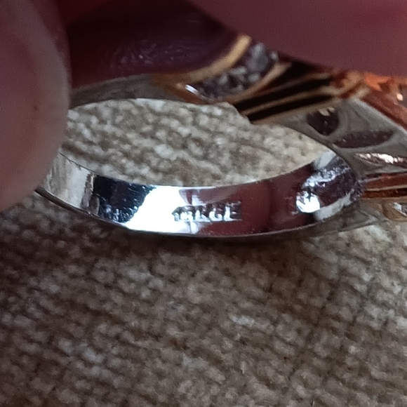 Gold And Silver Tone Multi-Faceted Orange Glass Ring - Picture 13 of 14